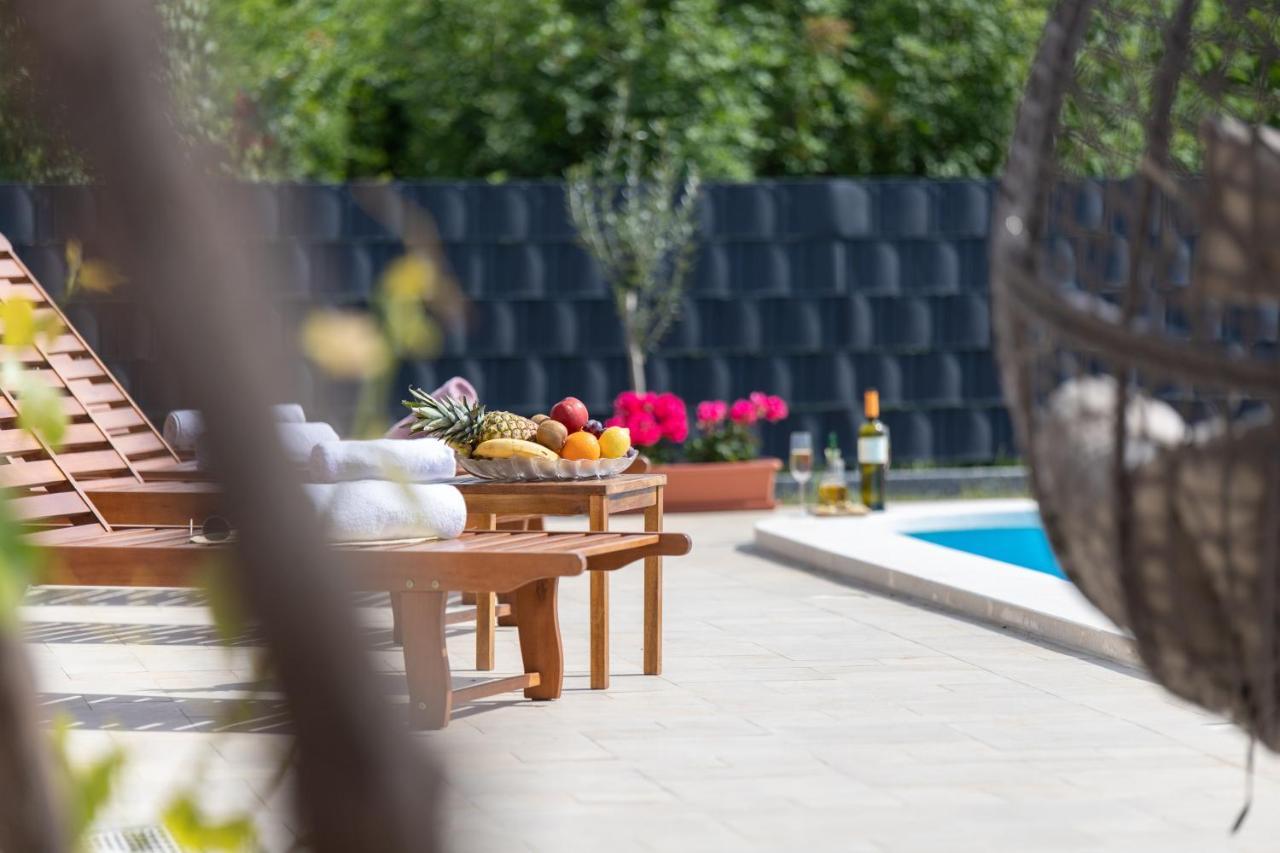 Villa Terra With Heated Pool Marina Εξωτερικό φωτογραφία