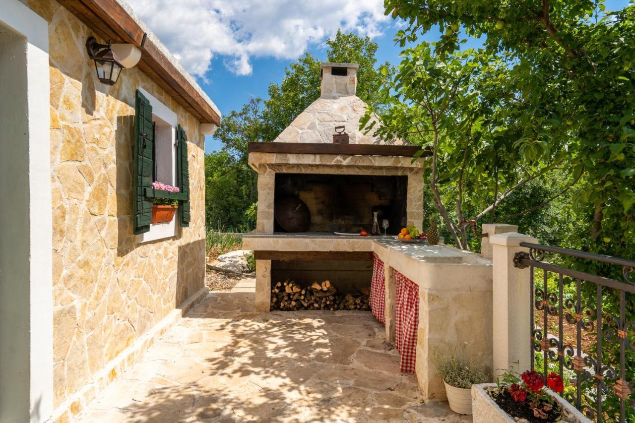 Villa Terra With Heated Pool Marina Εξωτερικό φωτογραφία